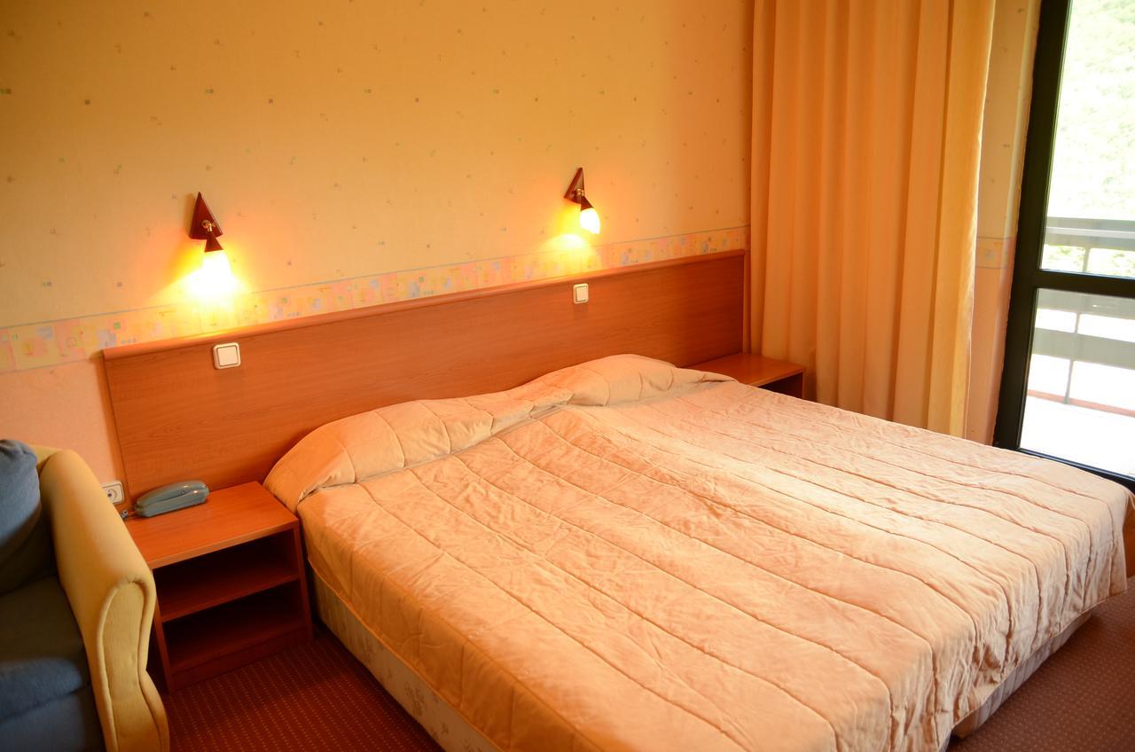 Park Hotel Ribaritsa 外观 照片