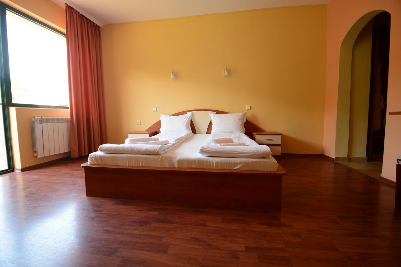 Park Hotel Ribaritsa 外观 照片